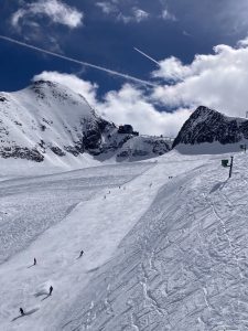 eine schwarze Abfahrt - Schmiedinger